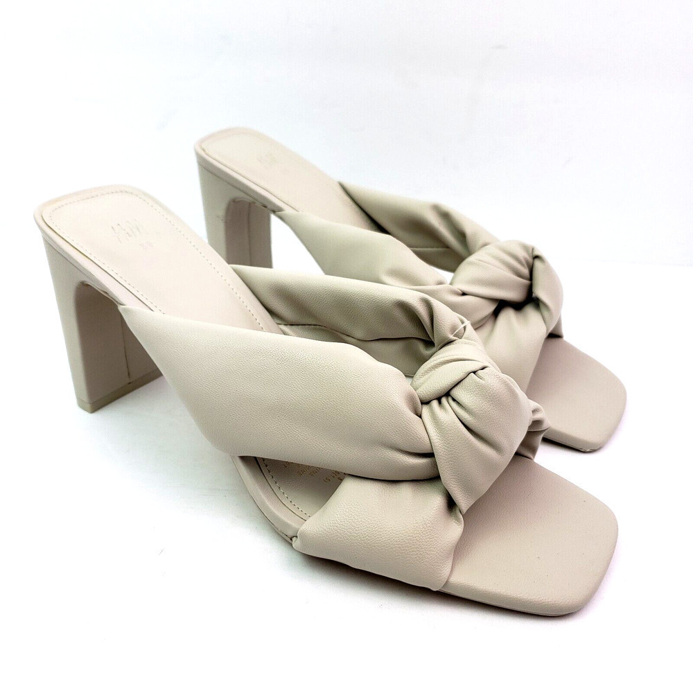 H&M Womens Size 8 Light Gray Slip On Formal 3.5" Heeled Sandals